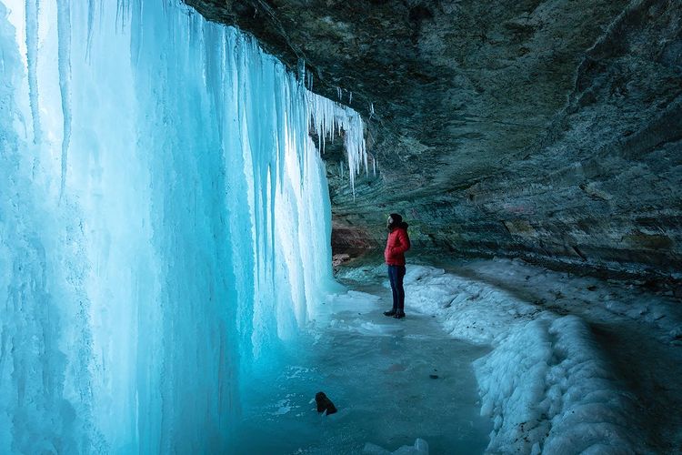 Explore and Experience Minnesota’s Frozen Waterfalls