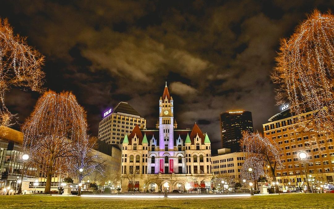 Holiday Cheer from the Landmark Center: Holiday Lights in Saint Paul Out of a Fairy Tale!