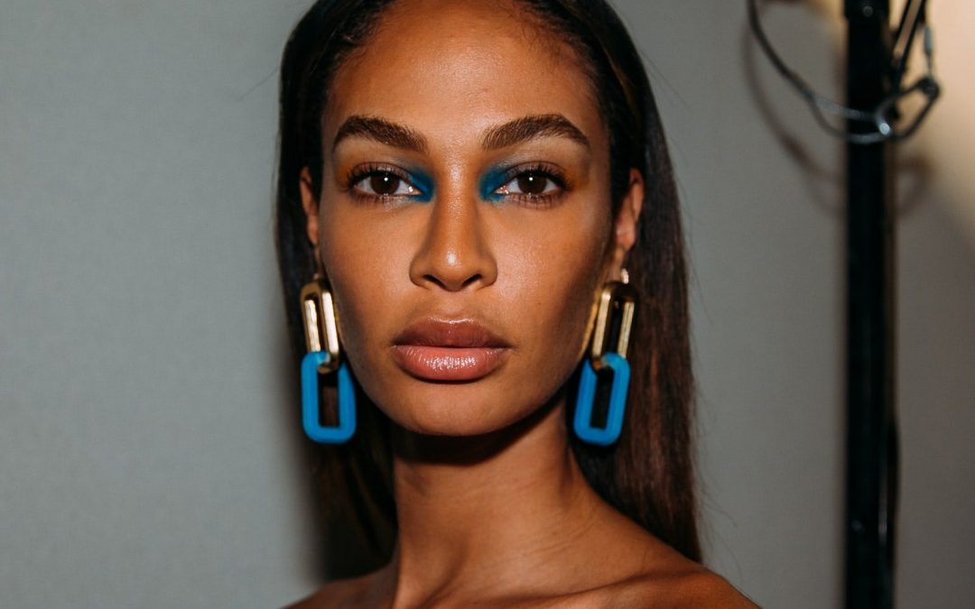 Holiday Makeup Inspiration Straight From the Fall/Winter 2021 Runways
