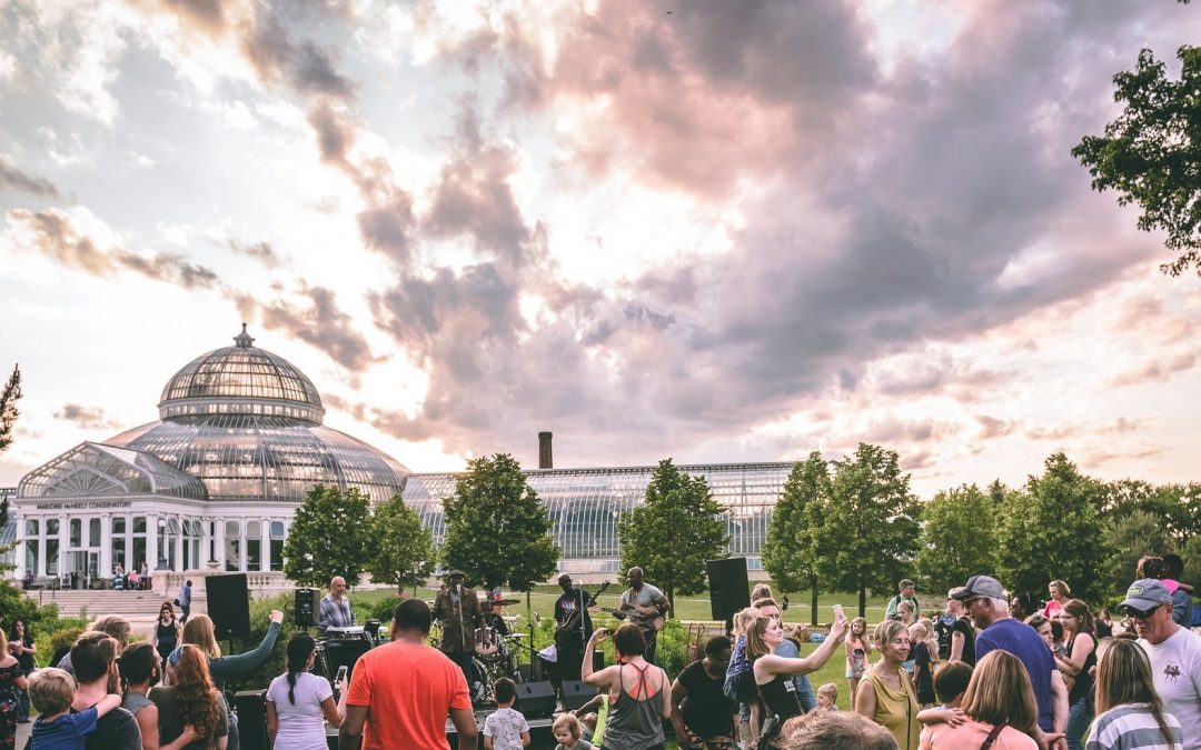 Como Park Zoo & Conservatory: Groovin’ In The Garden Free Summer Music Series