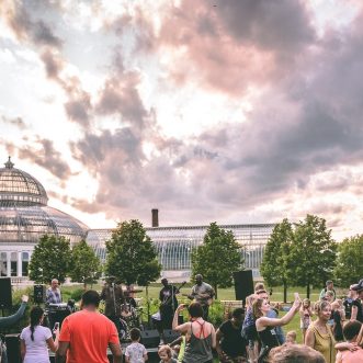 Como Park Zoo & Conservatory: Groovin’ In The Garden Free Summer Music Series