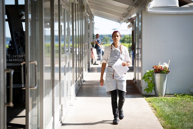 A Doctor-Turned-Chef is Taking Fine Dining Lakeside at Minnesota Winery
